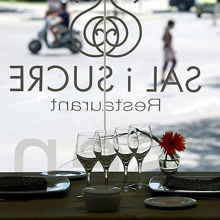 Hotel Ciutat Іґуалада Екстер'єр фото